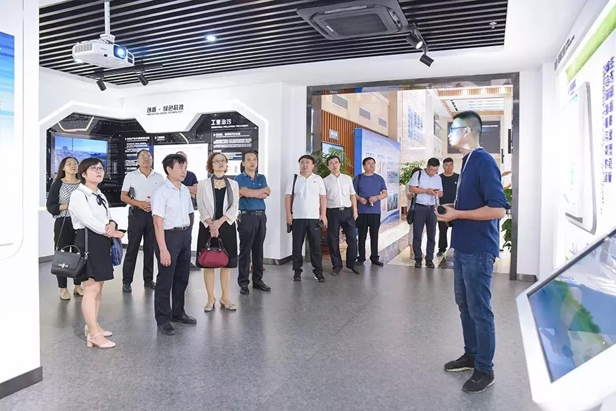 5ba44f1cc7b46.jpg 20.jpg